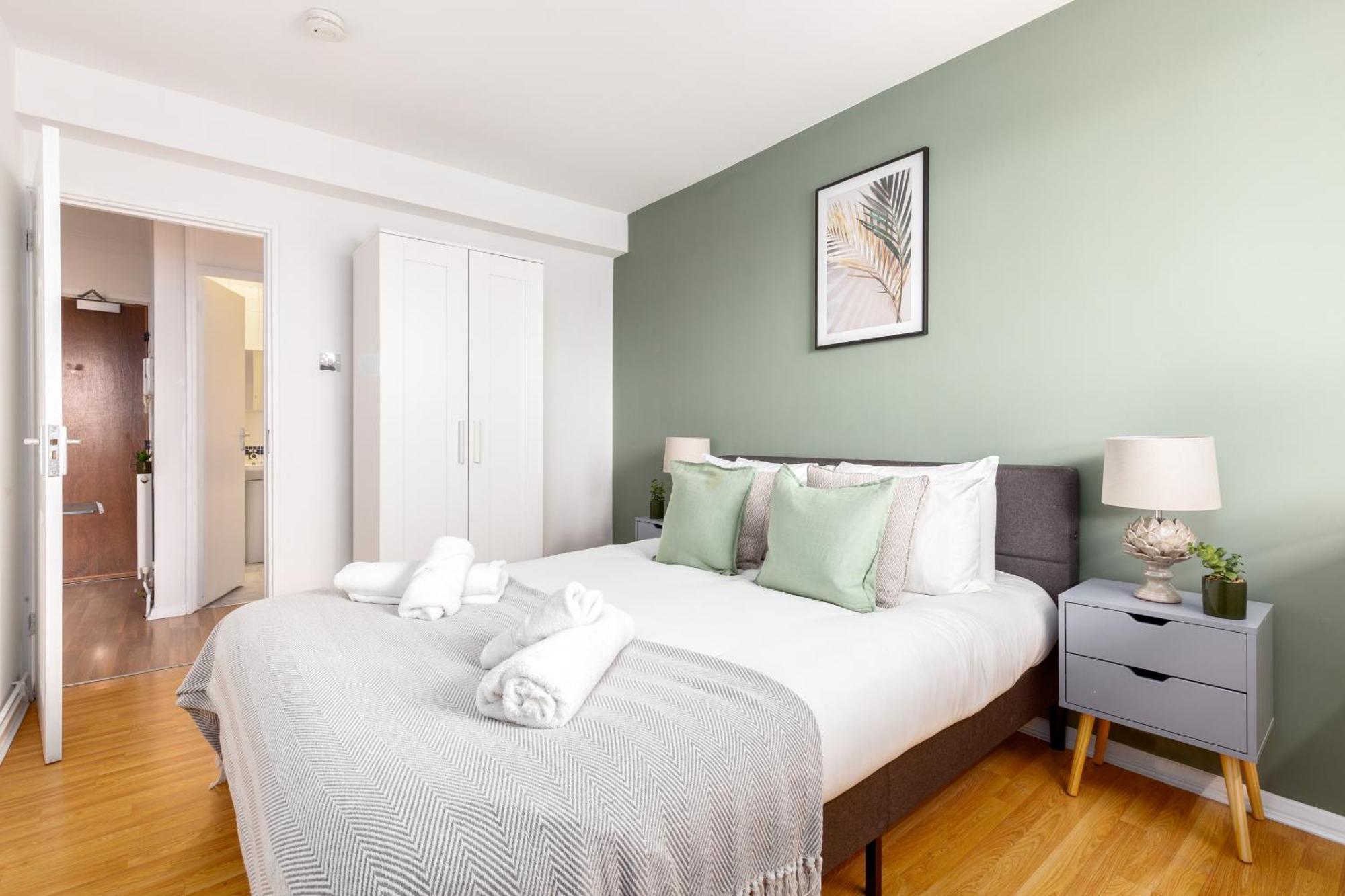 The Bermondsey Apartment Лондон Экстерьер фото