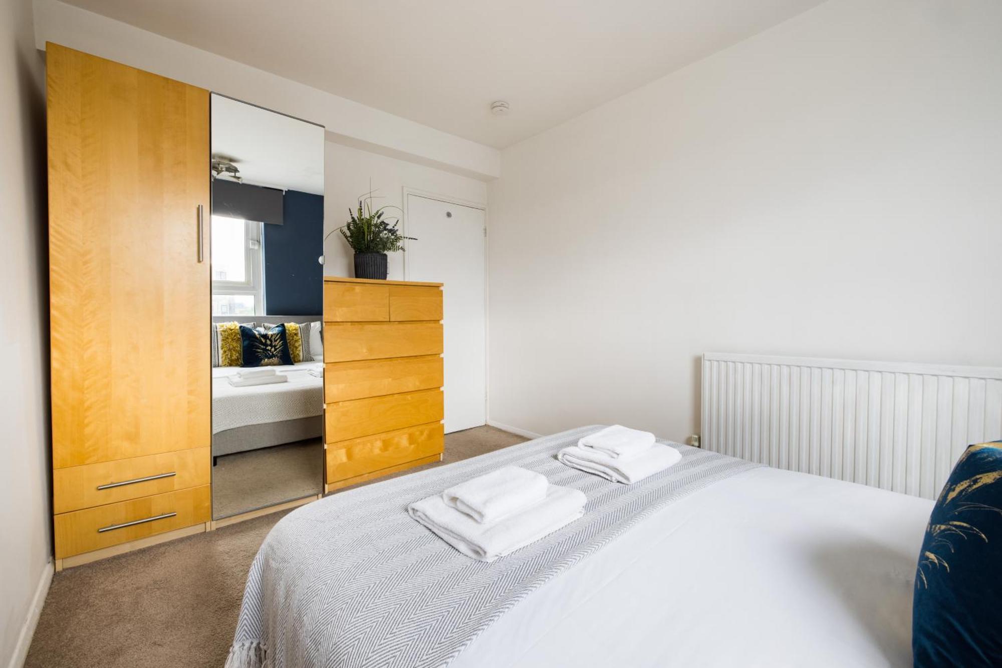 The Bermondsey Apartment Лондон Экстерьер фото