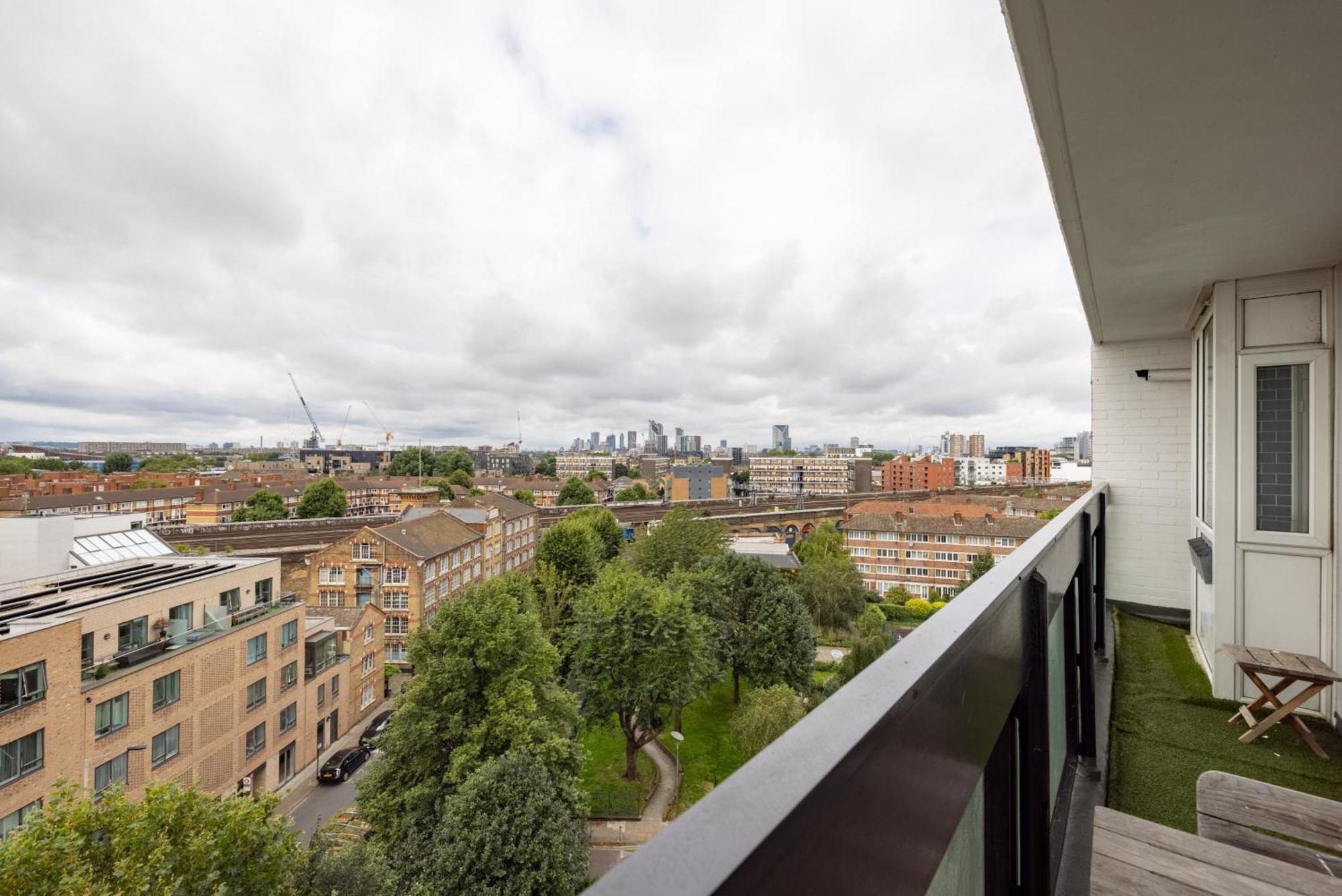 The Bermondsey Apartment Лондон Экстерьер фото